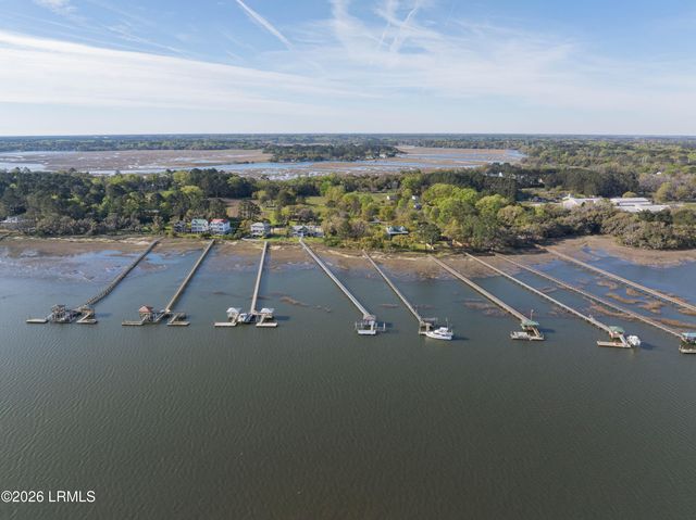 28 Jeannine Court, Seabrook, SC 29940