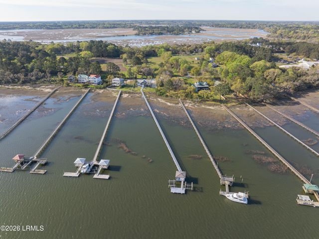 28 Jeannine Court, Seabrook, SC 29940