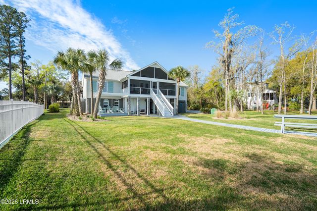 28 Jeannine Court, Seabrook, SC 29940