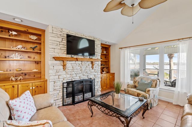 28 Jeannine Court, Seabrook, SC 29940