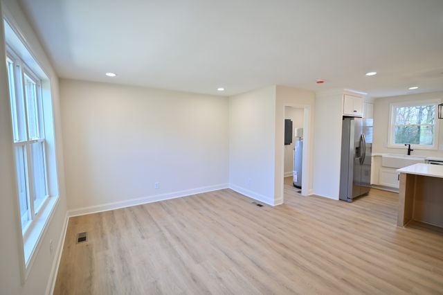 808 Hughes St, Spring Hill, TN 37174