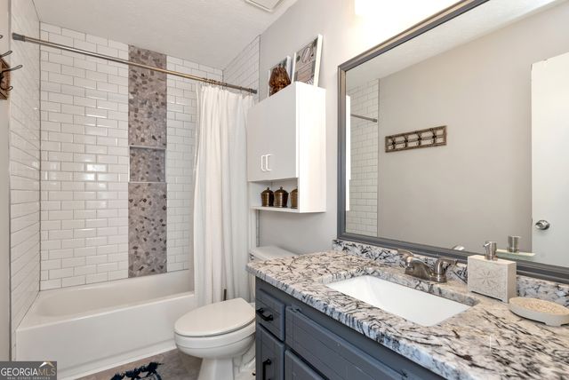 1140 Reading Drive NW, Acworth, GA 30102