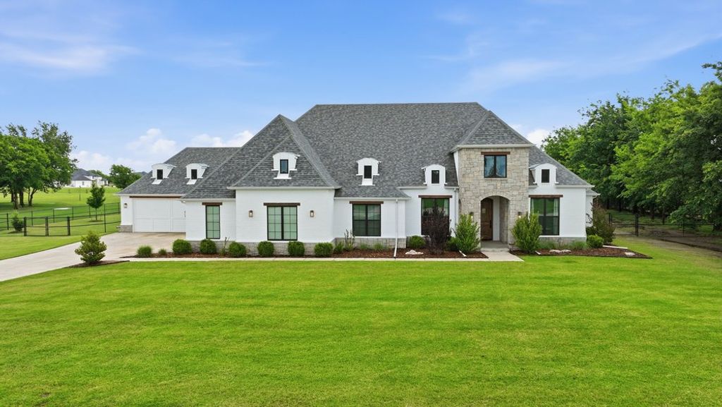 16981 S 31st East Avenue, Mounds, OK 74047