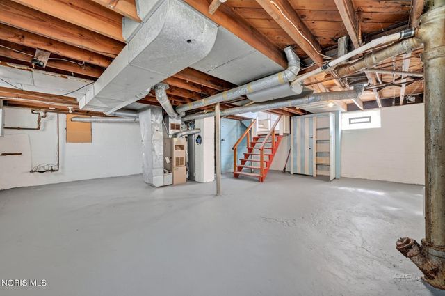 3701 Wallwerth Drive, Toledo, OH 43612