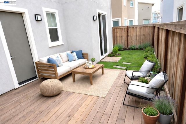 37221 Salt Pond Pl, Newark, CA 94560