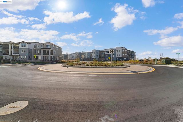 37221 Salt Pond Pl, Newark, CA 94560