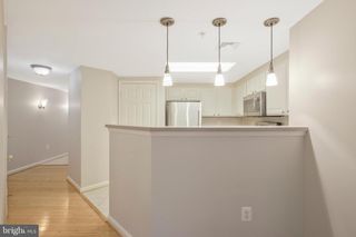 3830 9TH ST N #203W, Arlington, VA 22203