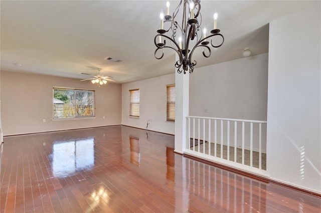 7504 Redrick DR, Austin, TX 78747