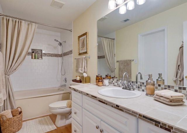 7504 Redrick DR, Austin, TX 78747