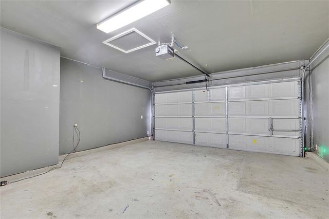 7504 Redrick DR, Austin, TX 78747