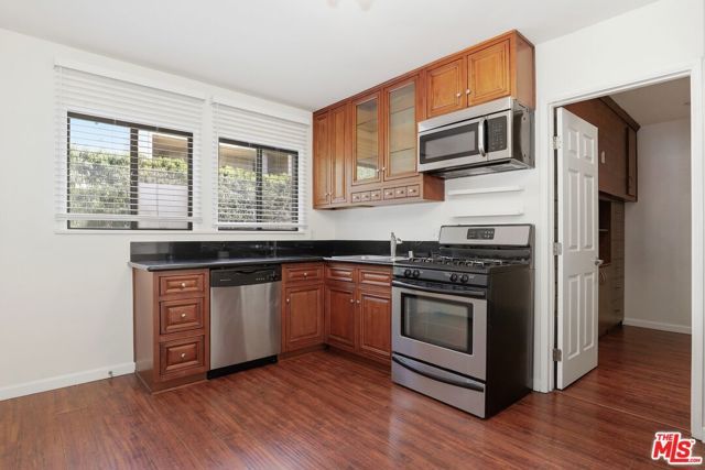 7154 Lexington Avenue, West Hollywood, CA 90046