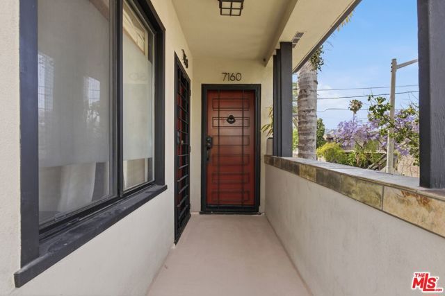 7154 Lexington Avenue, West Hollywood, CA 90046