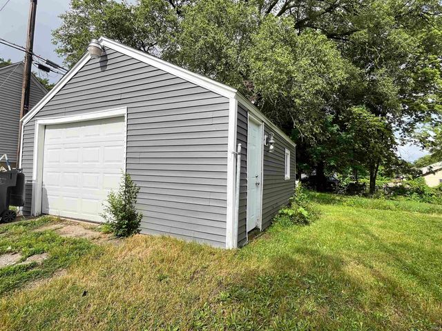 1738 E Bowman Street, South Bend, IN 46613