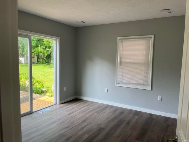 1738 E Bowman Street, South Bend, IN 46613