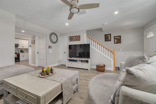 802 MINDY COURT 802, Largo, FL 33771