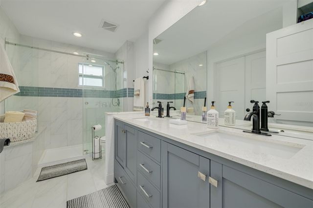 802 MINDY COURT 802, Largo, FL 33771