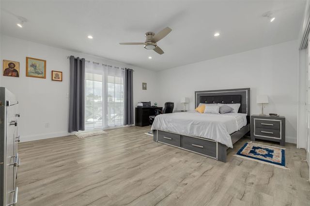 802 MINDY COURT 802, Largo, FL 33771