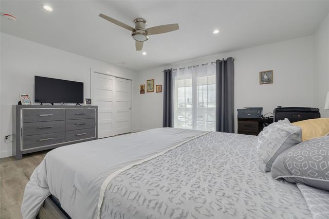 802 MINDY COURT 802, Largo, FL 33771