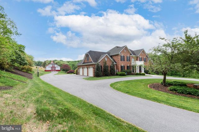 2995 SAMS CREEK RD, New Windsor, MD 21776