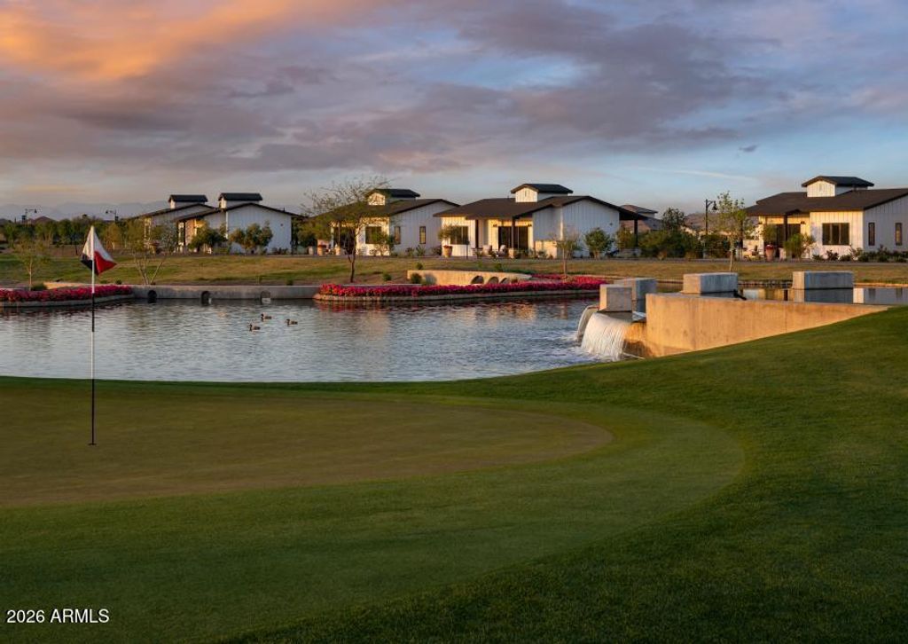 11800 N GREENWICH Boulevard 102, Surprise, AZ 85388 — photo 3
