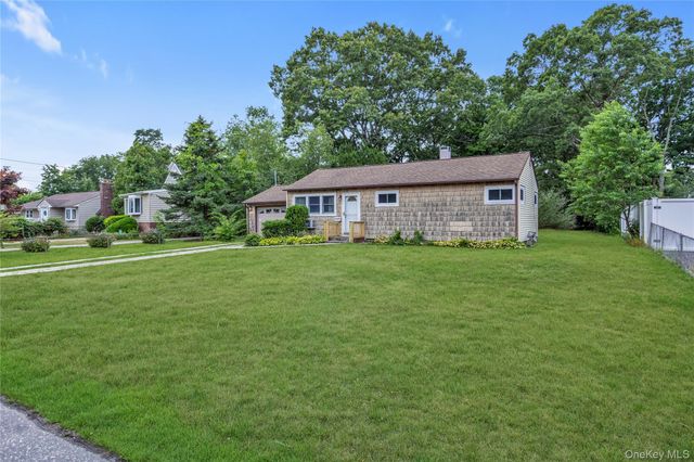 1142 Bay Shore Avenue, Bay Shore, NY 11706
