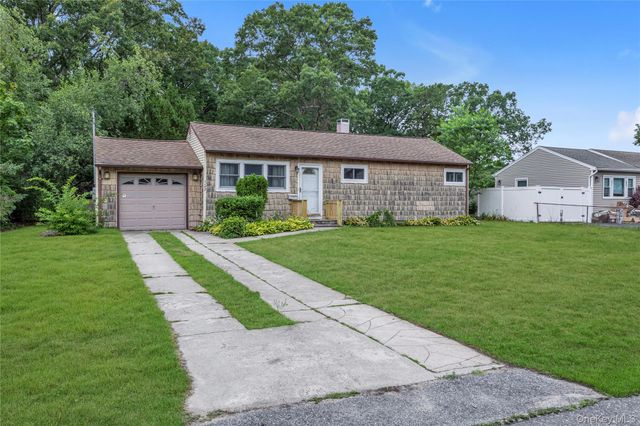 1142 Bay Shore Avenue, Bay Shore, NY 11706