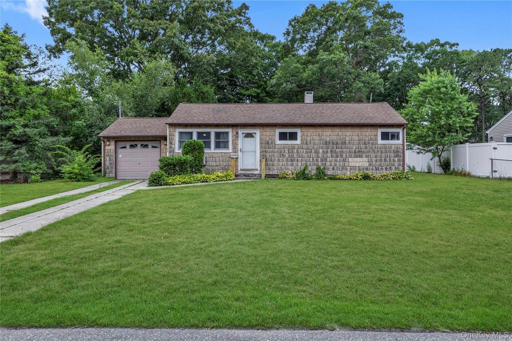 1142 Bay Shore Avenue, Bay Shore, NY 11706