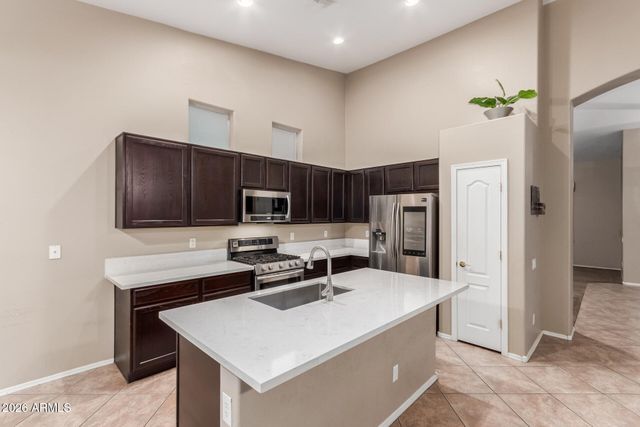 866 E La Costa Place, Chandler, AZ 85249