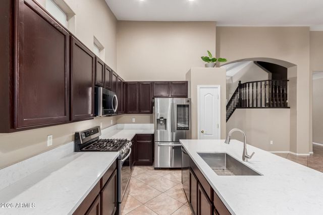 866 E La Costa Place, Chandler, AZ 85249