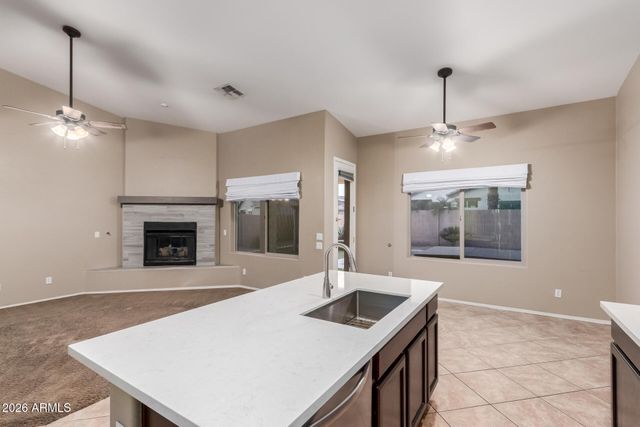 866 E La Costa Place, Chandler, AZ 85249