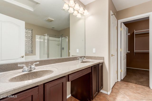 866 E La Costa Place, Chandler, AZ 85249