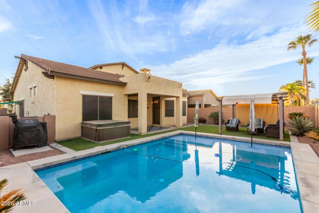 866 E La Costa Place, Chandler, AZ 85249