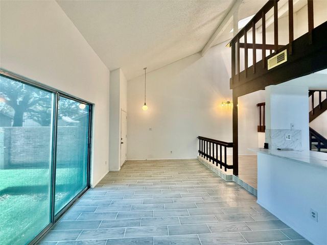 12922 Wirevine Lane, Houston, TX 77072