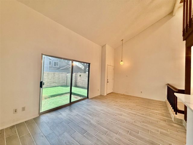 12922 Wirevine Lane, Houston, TX 77072