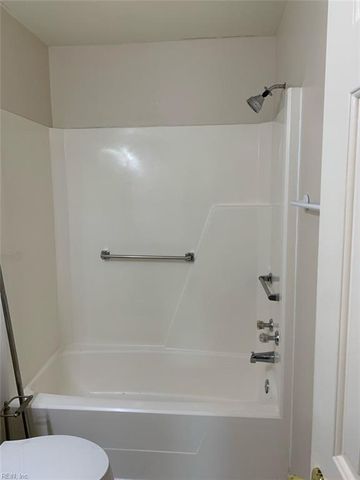 1577 Dylan DR, Virginia Beach, VA 23464