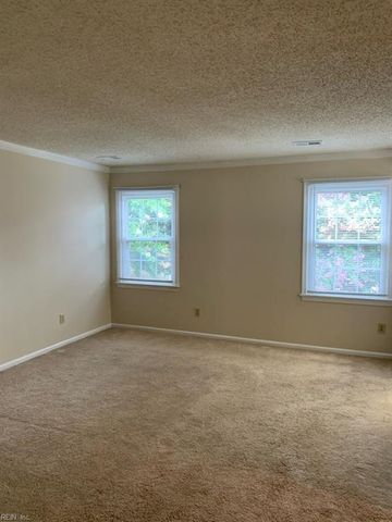 1577 Dylan DR, Virginia Beach, VA 23464