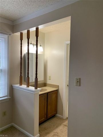 1577 Dylan DR, Virginia Beach, VA 23464