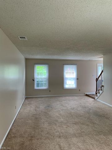 1577 Dylan DR, Virginia Beach, VA 23464