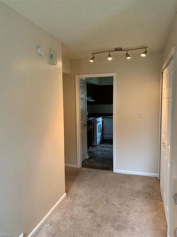 1577 Dylan DR, Virginia Beach, VA 23464