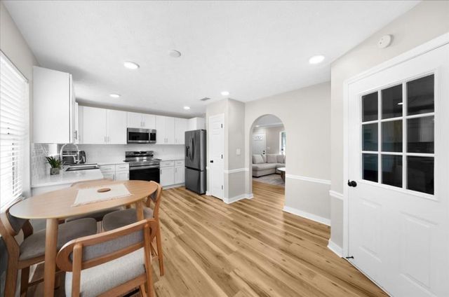 6460 Dove Drive, Loganville, GA 30052