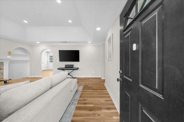 6460 Dove Drive, Loganville, GA 30052