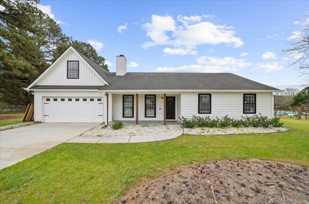 6460 Dove Drive, Loganville, GA 30052