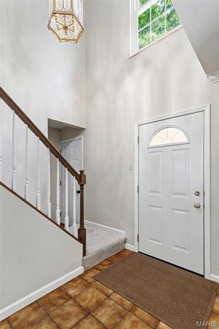 811 Weatherwood, Manchester, MO 63021
