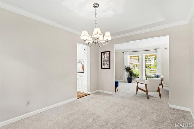 811 Weatherwood, Manchester, MO 63021