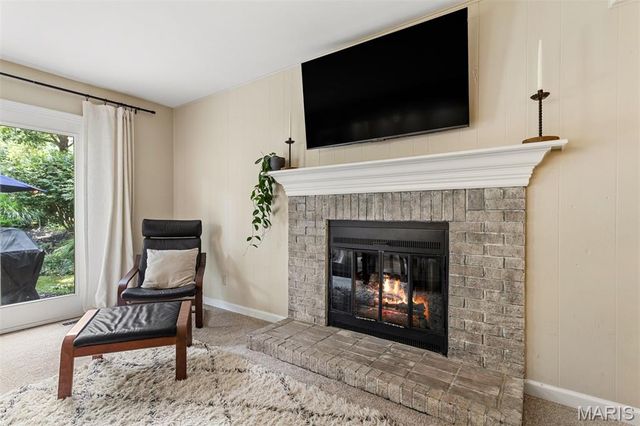 811 Weatherwood, Manchester, MO 63021