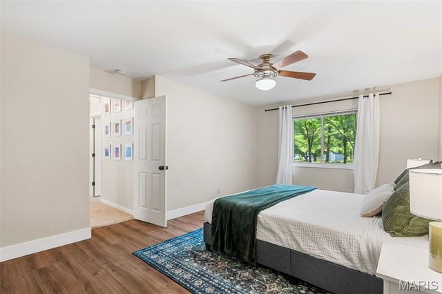 811 Weatherwood, Manchester, MO 63021