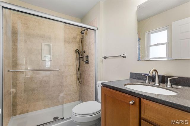 811 Weatherwood, Manchester, MO 63021