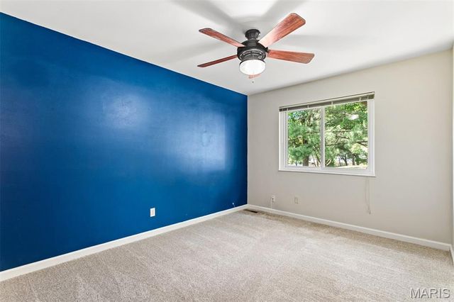 811 Weatherwood, Manchester, MO 63021