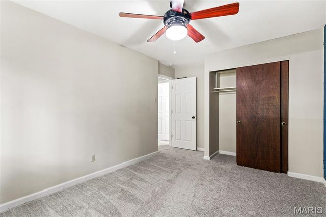 811 Weatherwood, Manchester, MO 63021