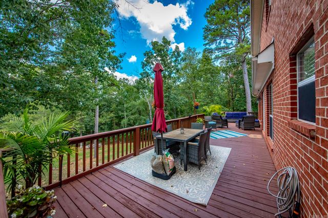 2 Richland Hills Dr, Conway, AR 72034